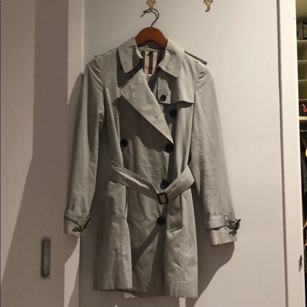 Authentic Burberrys Grey Plaid Trench Coat